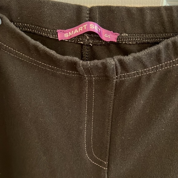 Smart Set Black Leggings - Picture 3 of 6